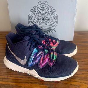 Nike Shoes Kids 6.5 Sneaker Kyrie 5 (GS)